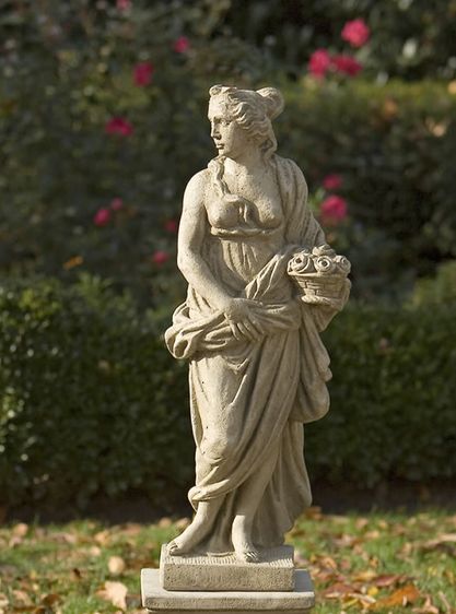 Major Characteristics Ancient Greek Statues 03594582.jpg